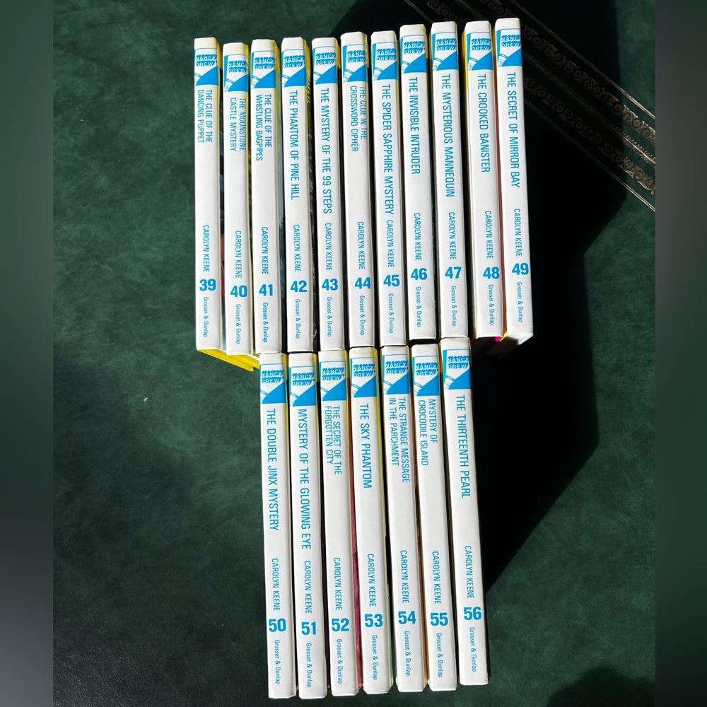 Custom Bundle Hardcover Nancy Drew Books #41-56